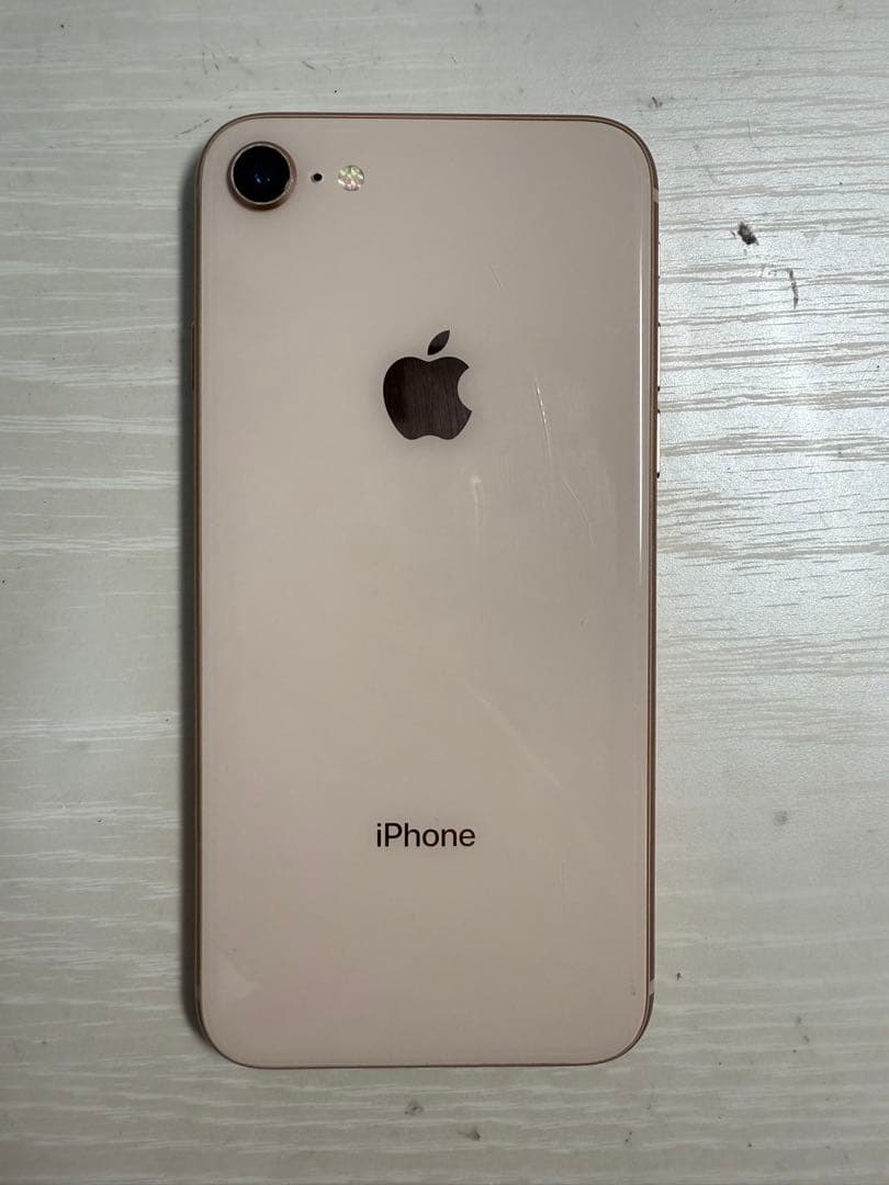 Apple iPhone 8 ピンクゴールド 本体　68GB