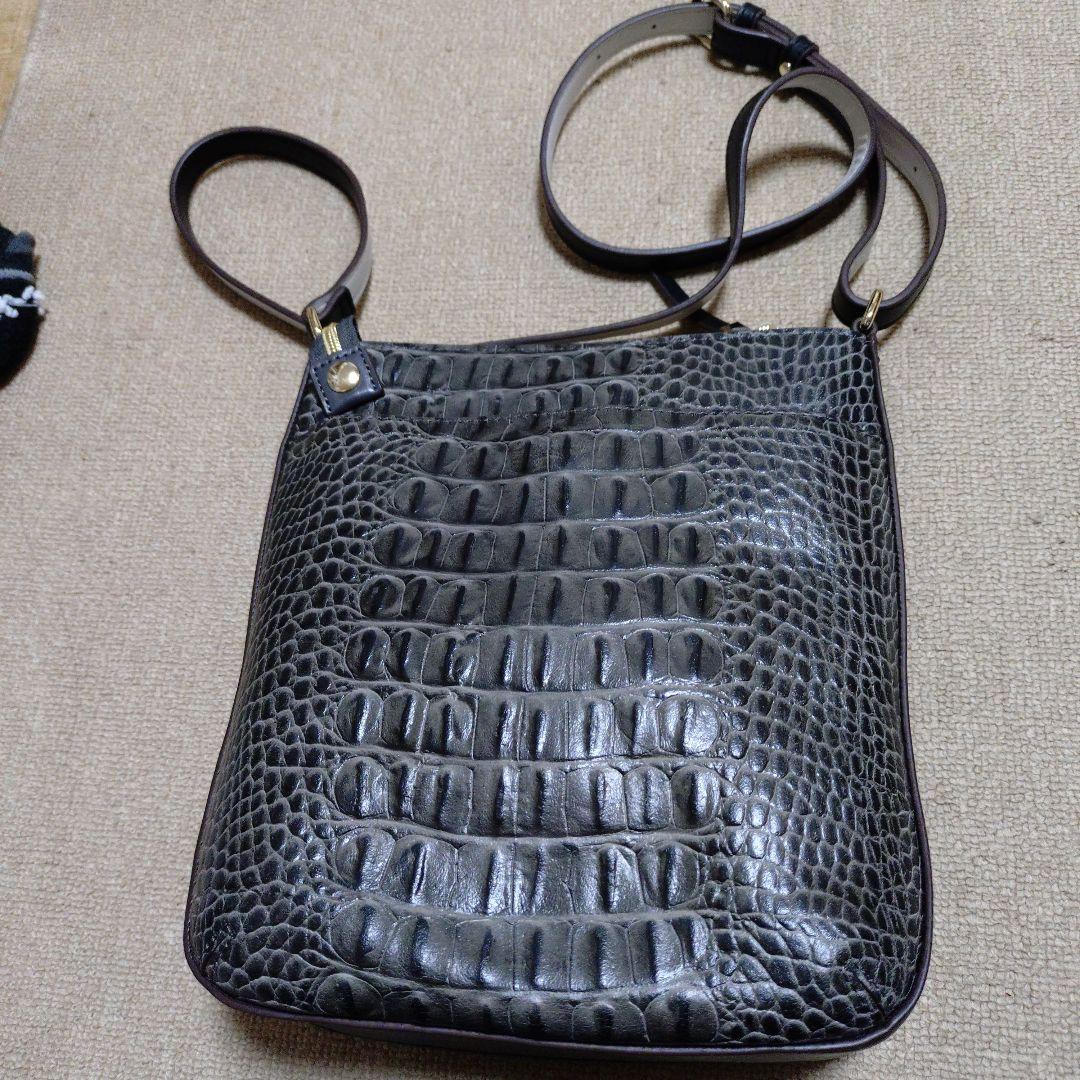 【美品】モーダプリンチペ　ブラックレザーショルダーバッグ