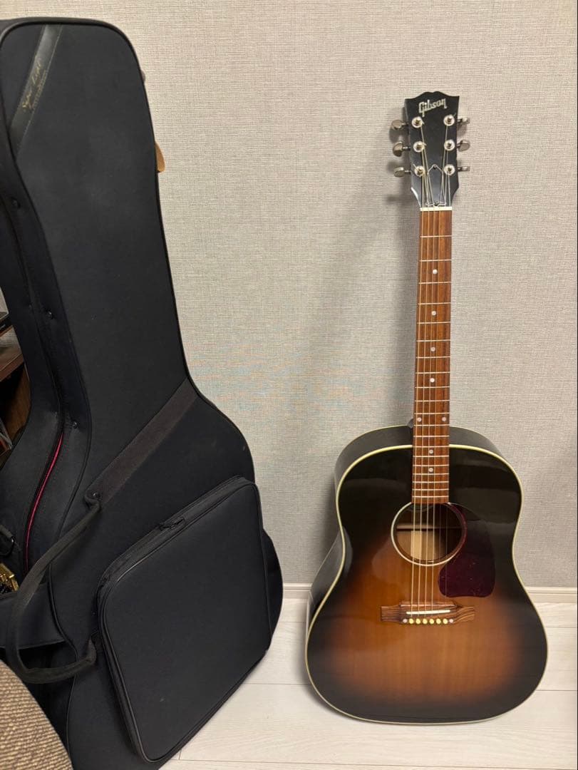 Gibson J-45スタンダード+ セミハードケース付　年末年始セール