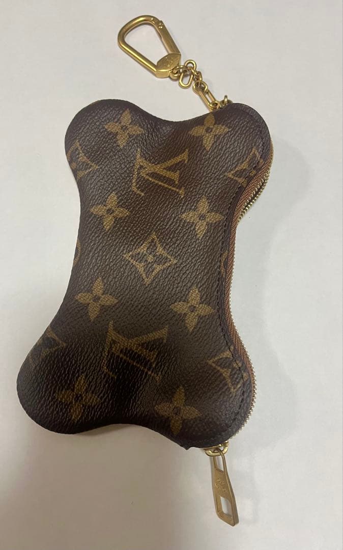 【新品】ルイヴィトン ポーチ モノグラム ボーン キーポーチ