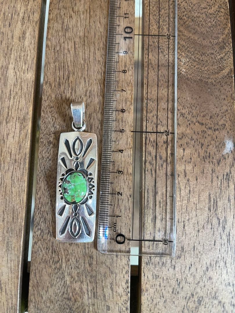 ナバホ族 ターコイズ ジェニファーカーティス ネックレストップ