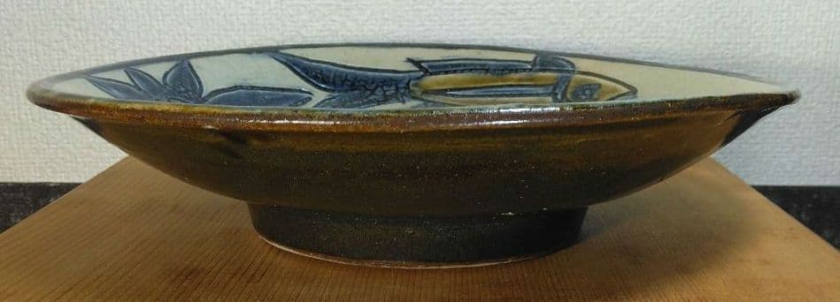 人間国宝 金城次郎 八寸皿 栞 共箱 美品 壺屋焼 壷屋焼 魚紋花文皿 やちむん