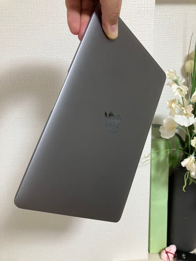 【充放電90回未満】MacBook（Retina 12インチ 2015