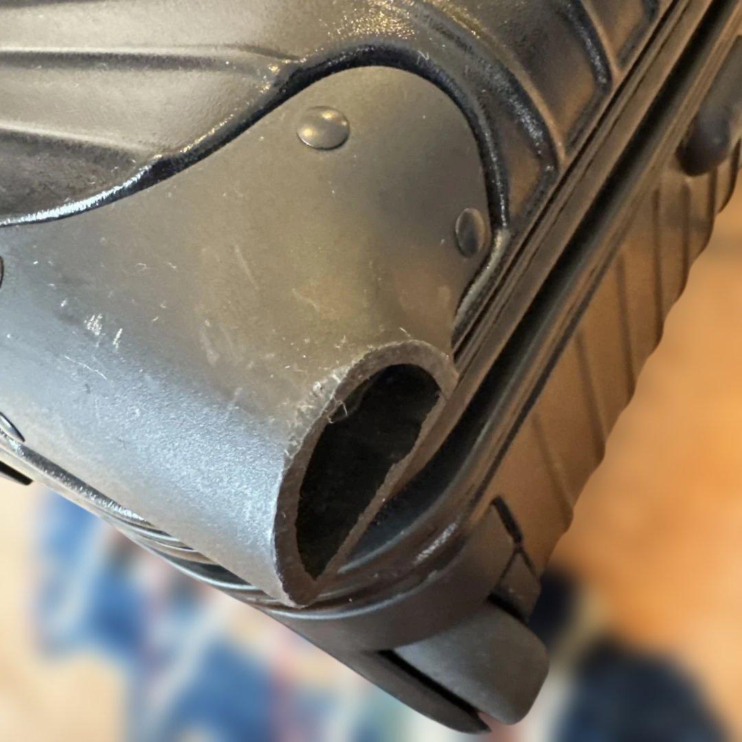 リモワ サルサ スーツケース 2輪 黒 851.52 TSAロック