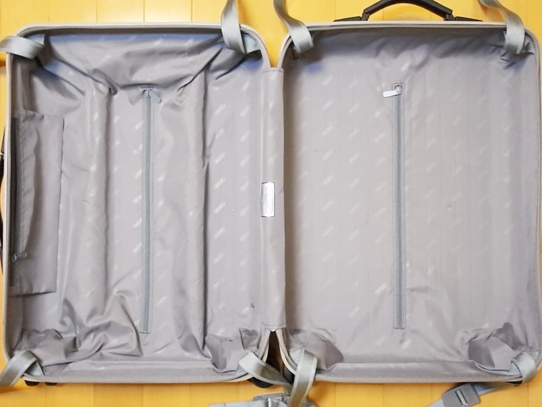 ◇リモワジャパン 日本限定色 サンドゴールド【機内持込可】メンテ・クリーニング済