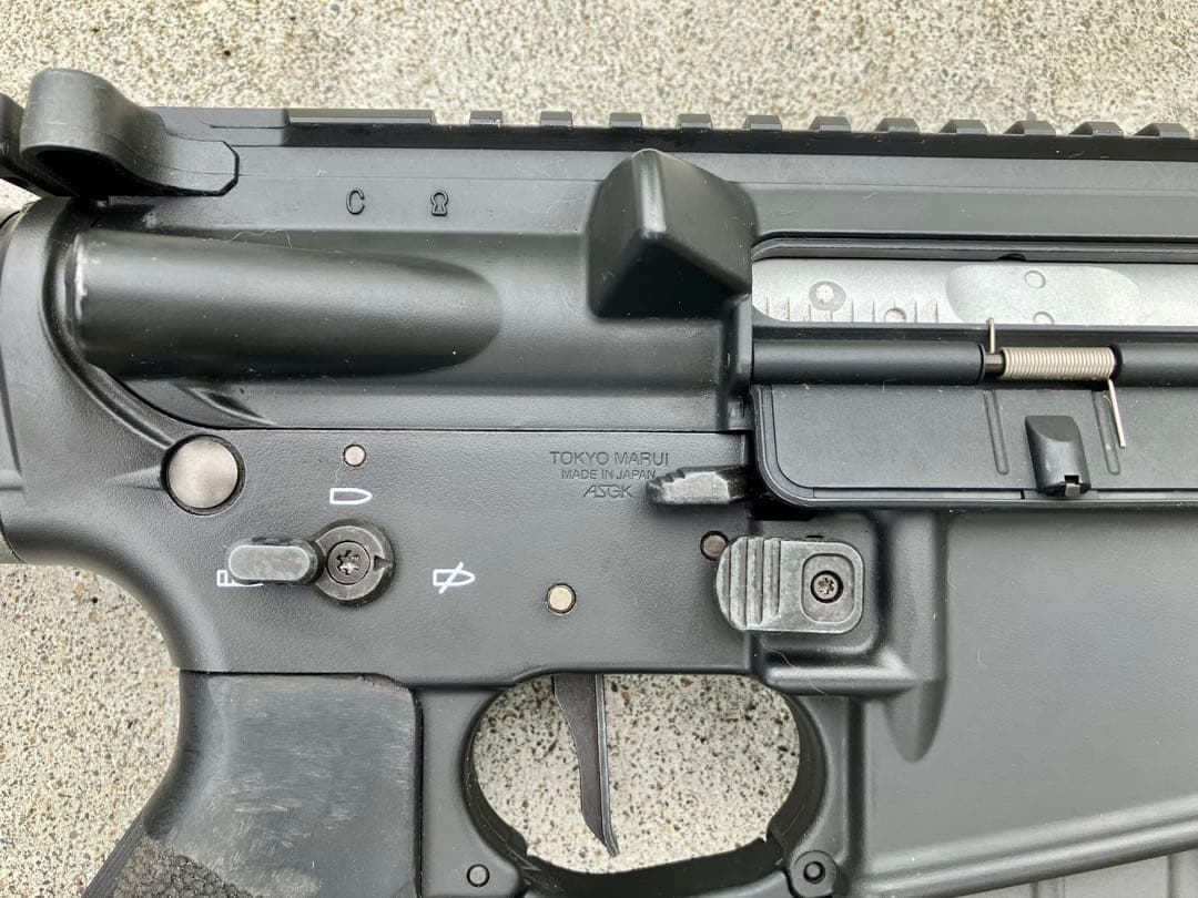 東京マルイ製ガスブローバックマシンガン　MTR-16 シルバー　中古　M4MWS