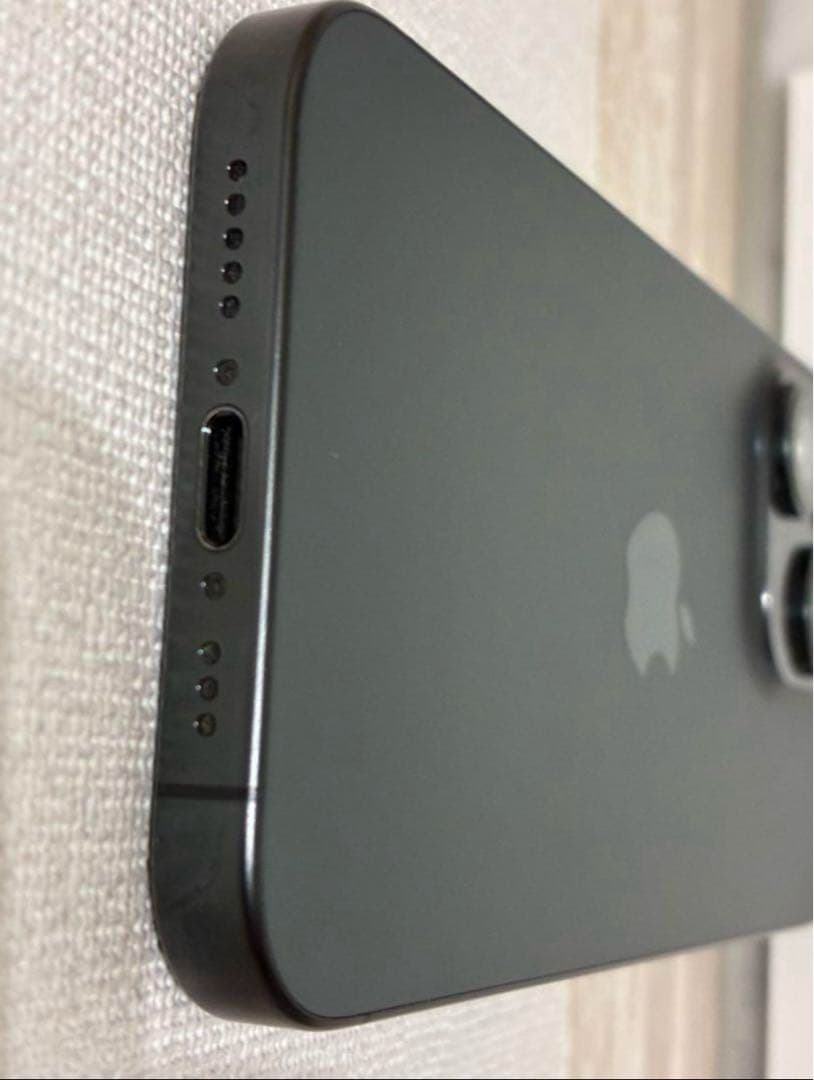 iPhone 15pro 256GB SIMフリー