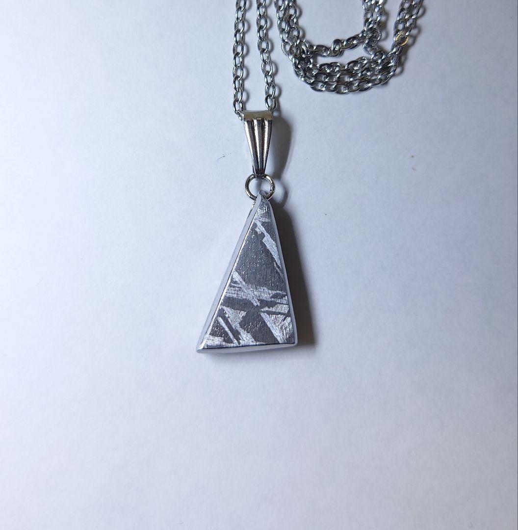 ギベオン隕石　ネックレス　鉄隕石