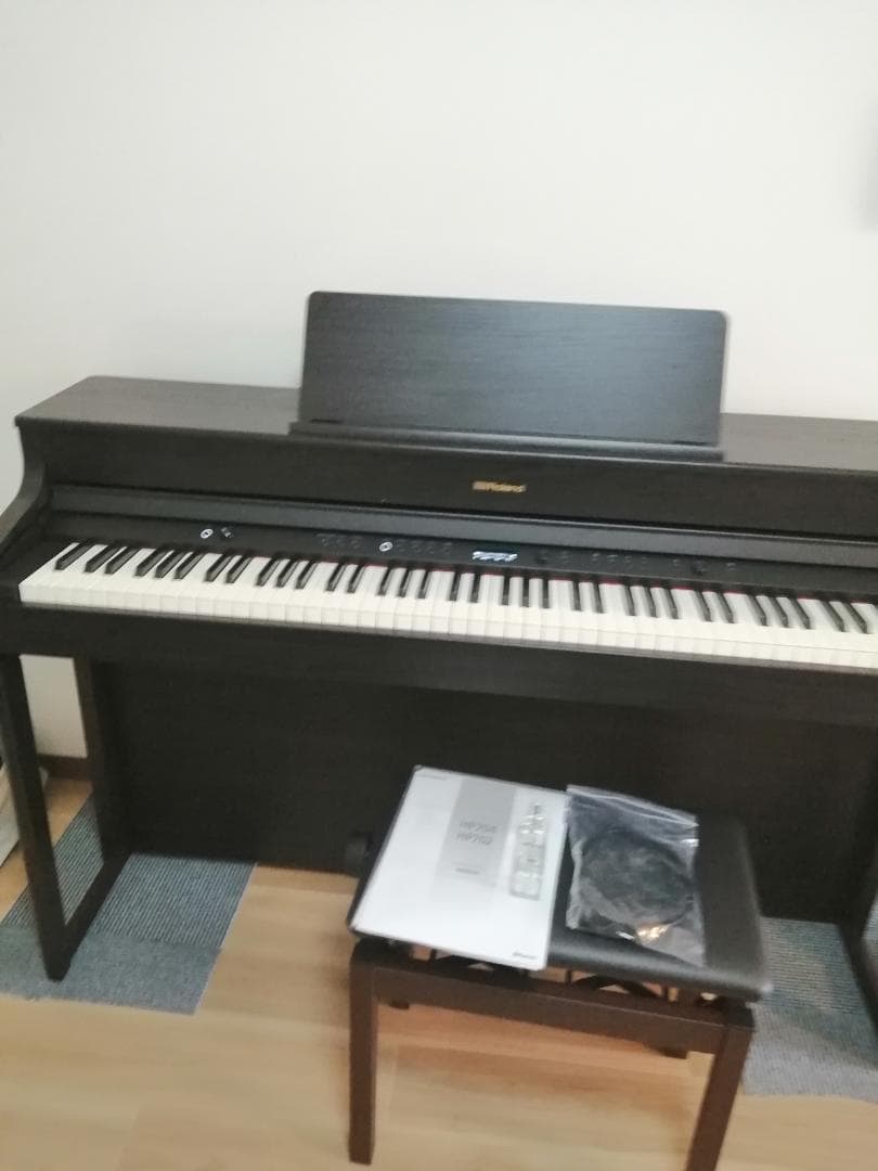 再値下げします。ローランド電子ピアノHP 702-DR