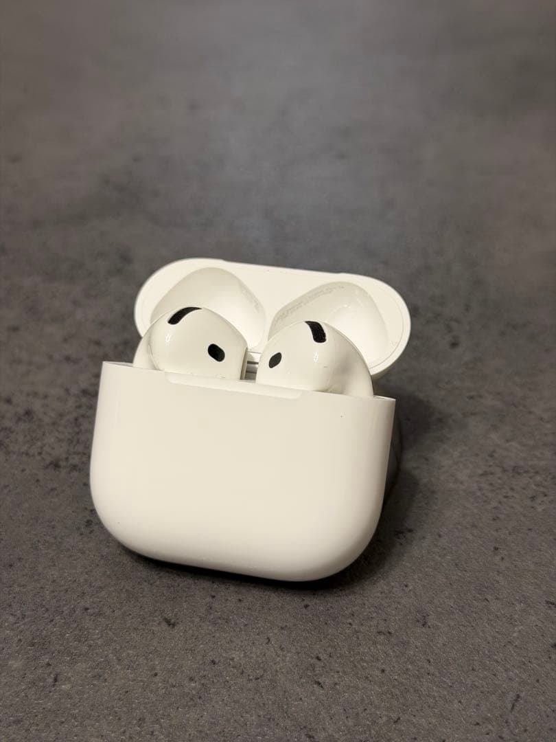 AirPods 第4世代 ワイヤレス2024年モデル 美品 未使用に近い