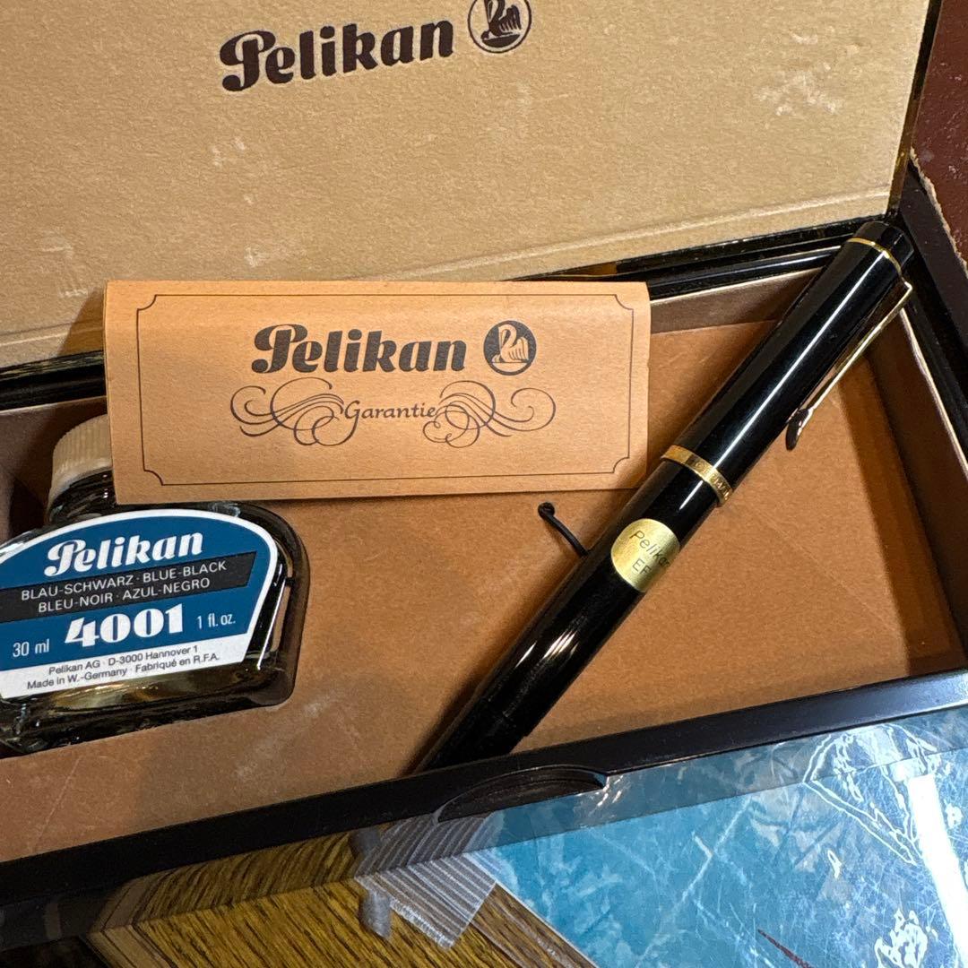 ペリカン万年筆　M200 ケース入りセット　新品 1989年以前のモデルです