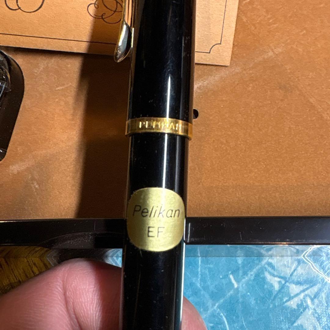 ペリカン万年筆　M200 ケース入りセット　新品 1989年以前のモデルです