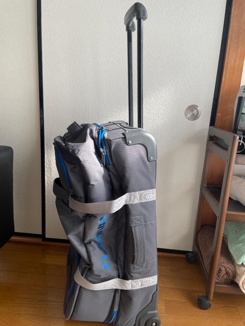 DAKINE グレー キャリーカートバッグ