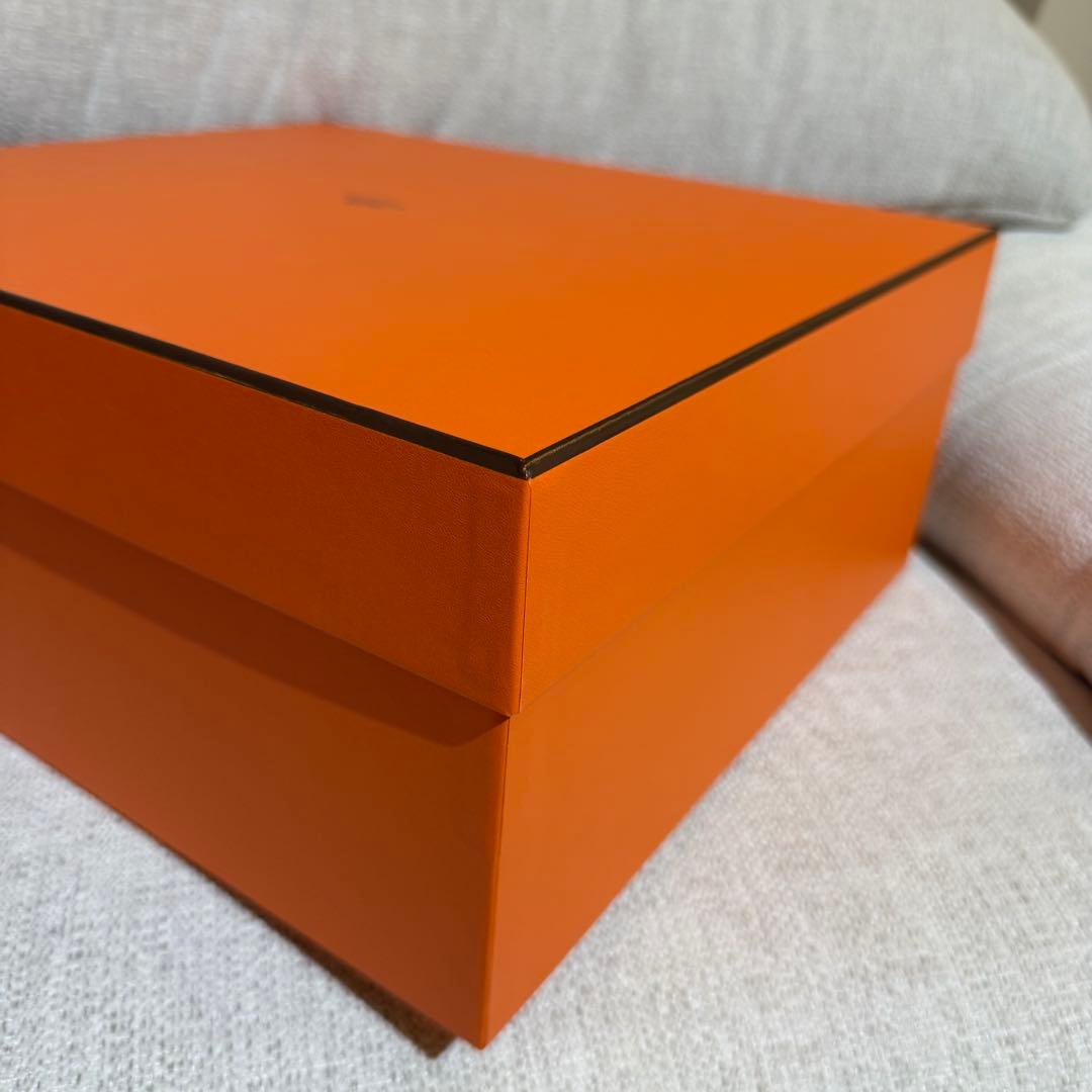 【新品未使用】2025年正規店購入　エルメス　ケリー28 空箱　HERMES