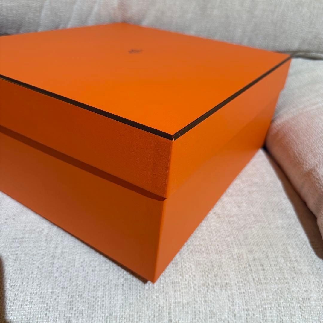 【新品未使用】2025年正規店購入　エルメス　ケリー28 空箱　HERMES