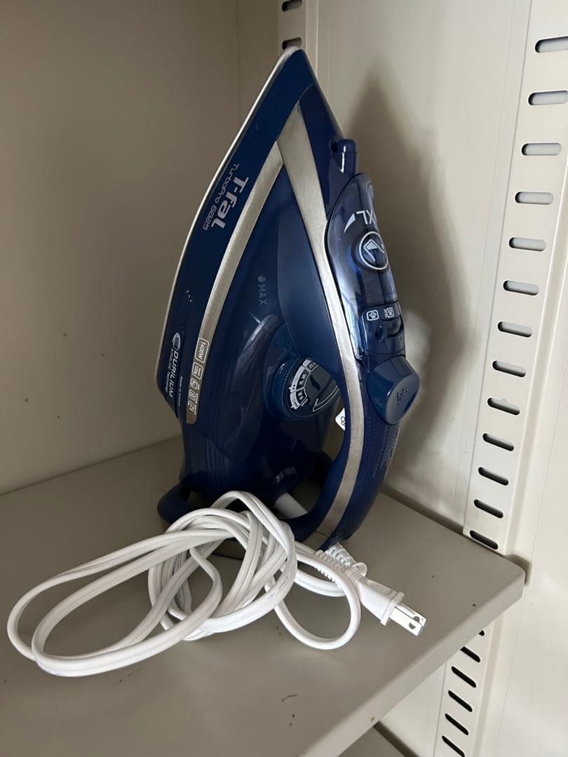 アイロン(ティファール、ほぼ未使用)