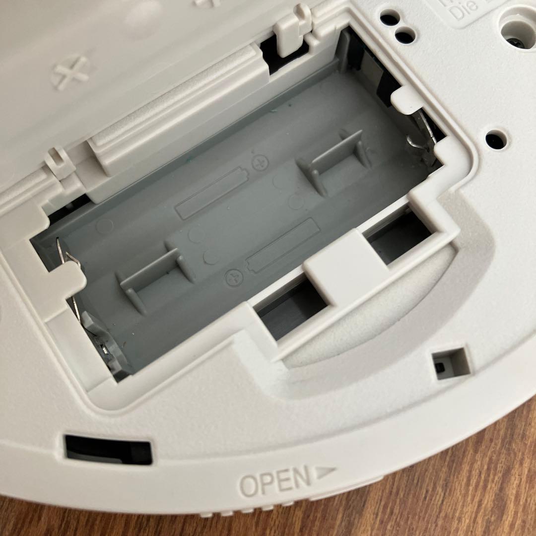 ポータブルCDプレーヤー　Panasonic SL-CT352