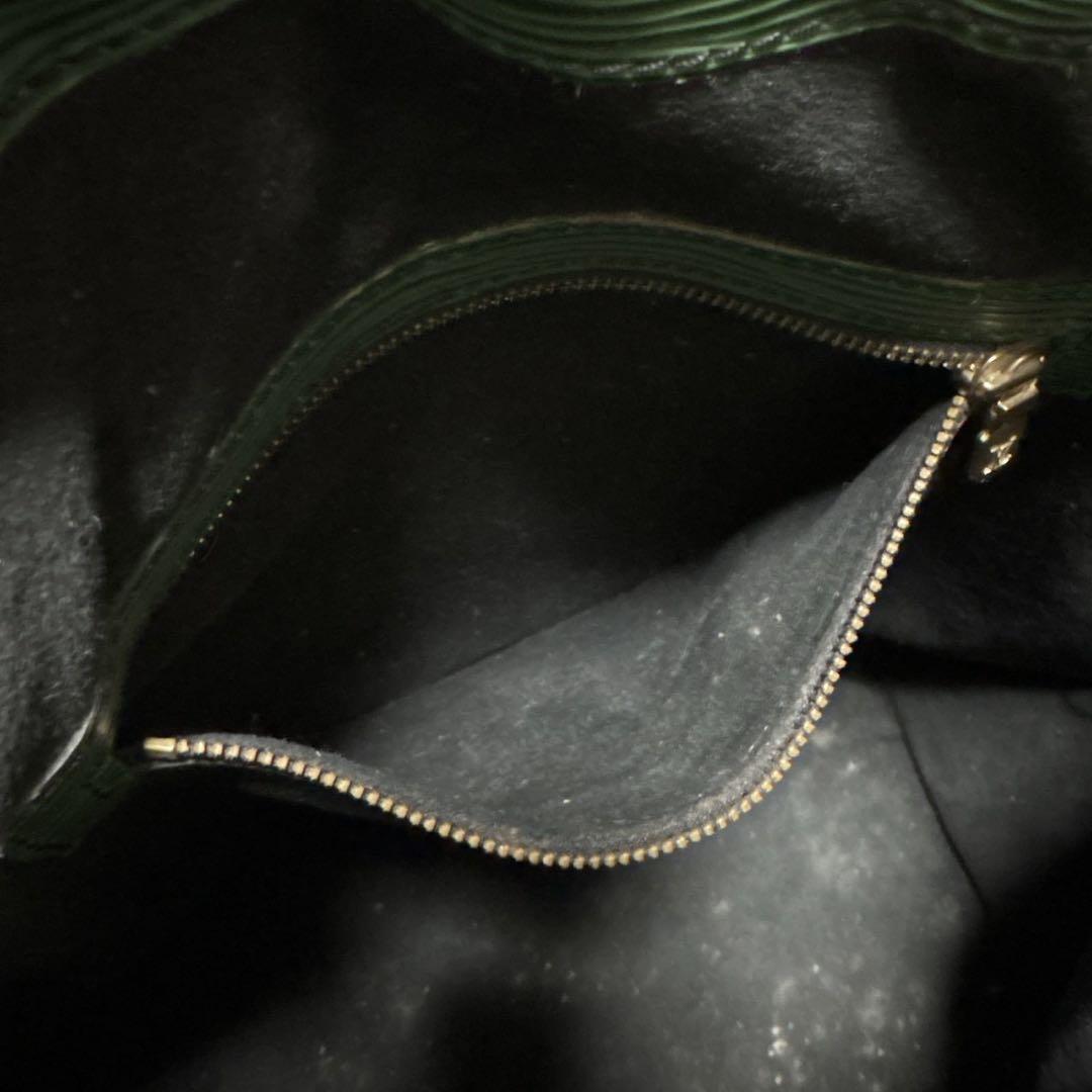 ルイ・ヴィトン LOUIS VUITTON ノエ ボルネオグリーン エピ