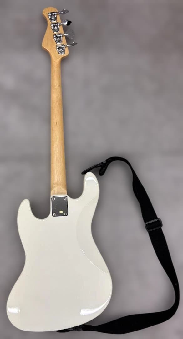 Bacchus ベース WJB-330M/SW ケース付き+おまけ