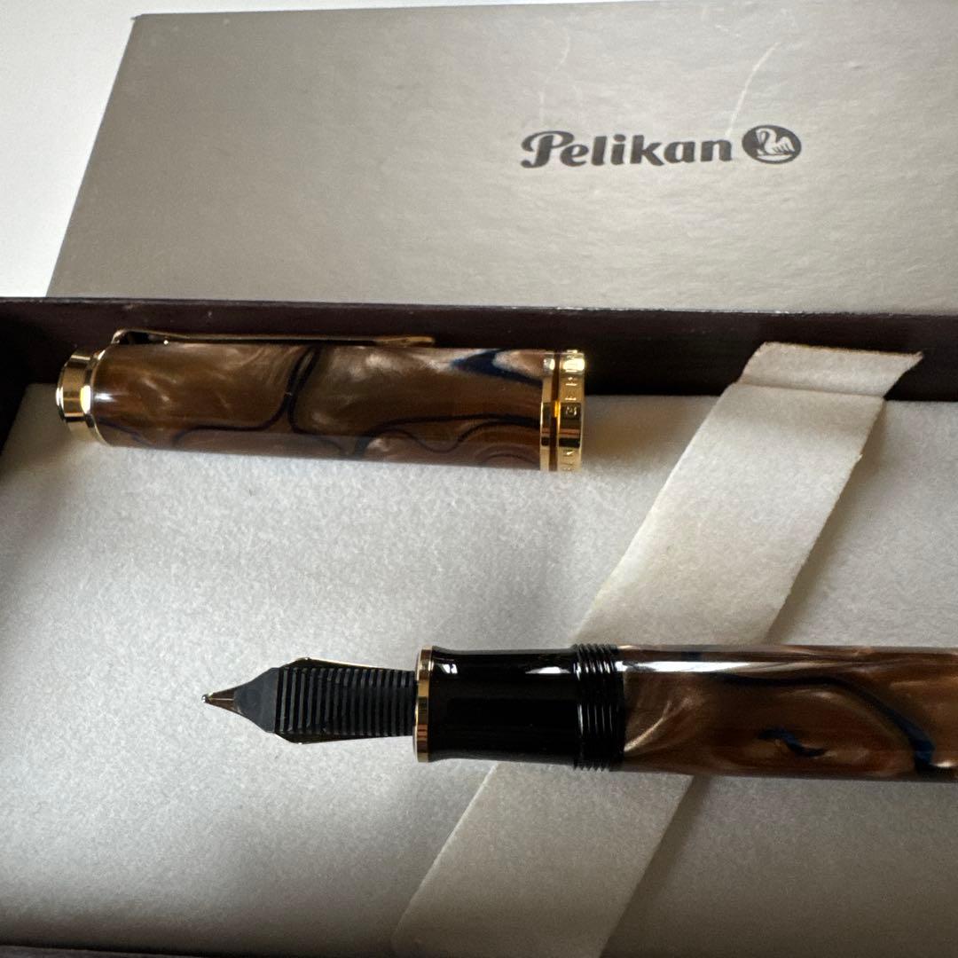 ペリカン スーベレーン M800 万年筆　グランプラス Ｍニブ 中字