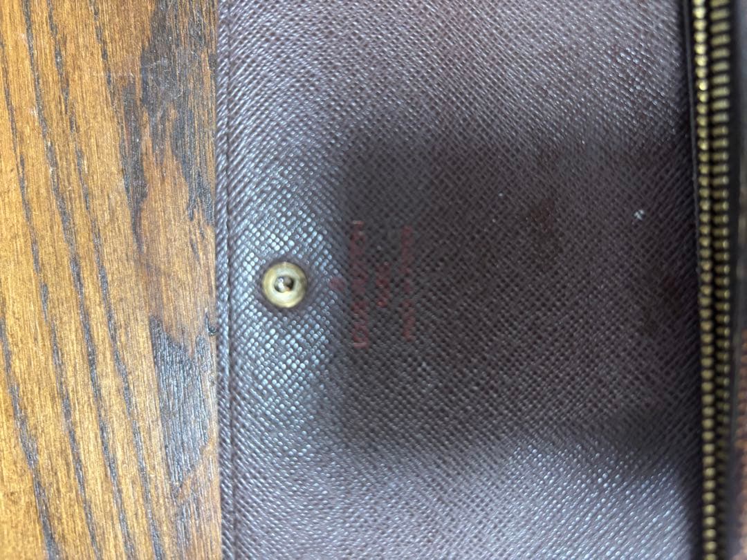 ルイ・ヴィトン ダミエ 長財布