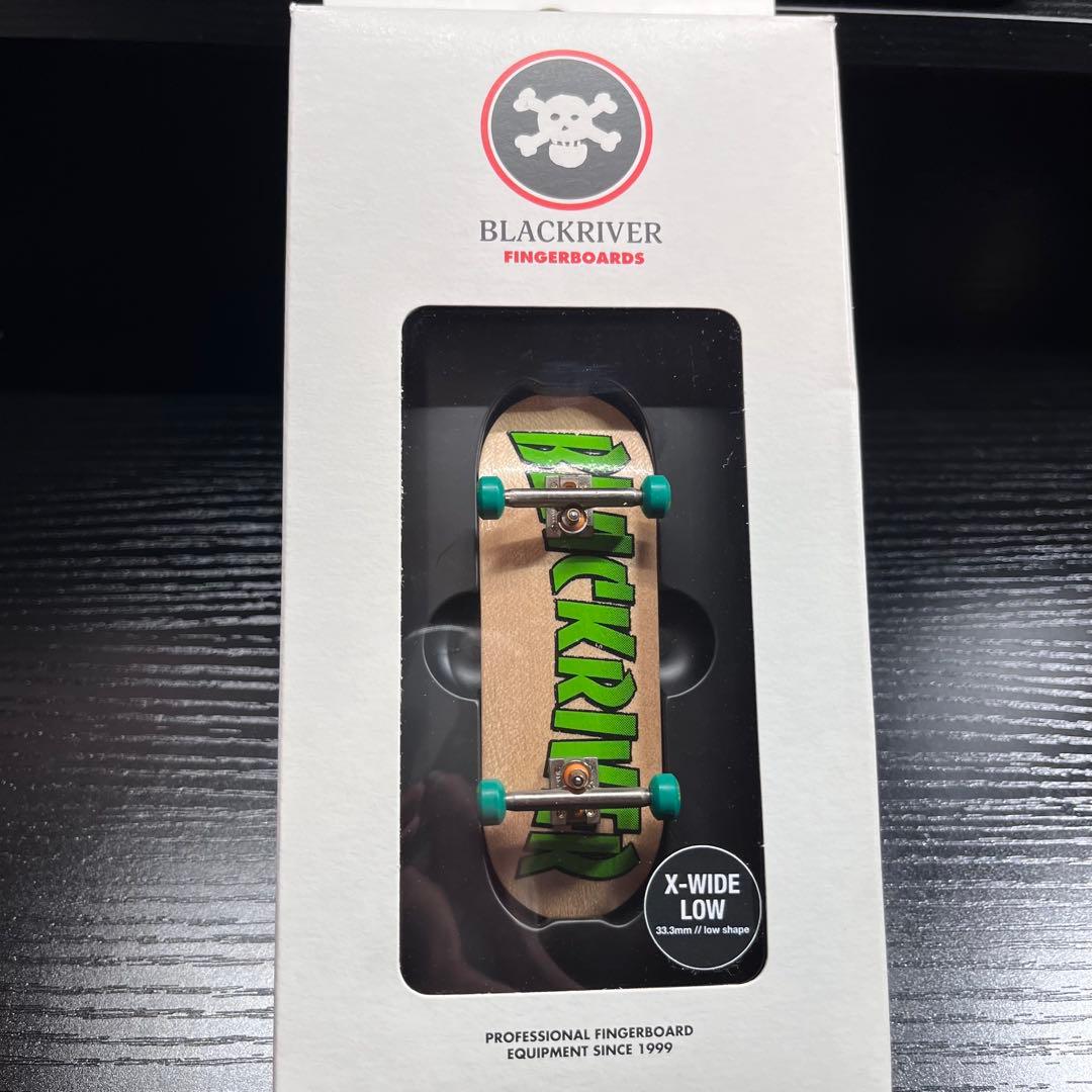 Black ramps コンプリート　指スケ