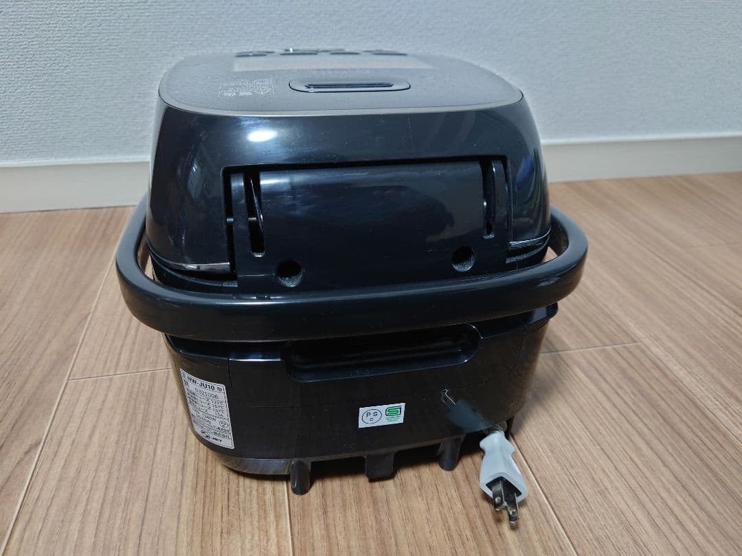 美品 2022年製 象印 圧力IH 炊飯器 5.5合 NW-J10 極め炊き