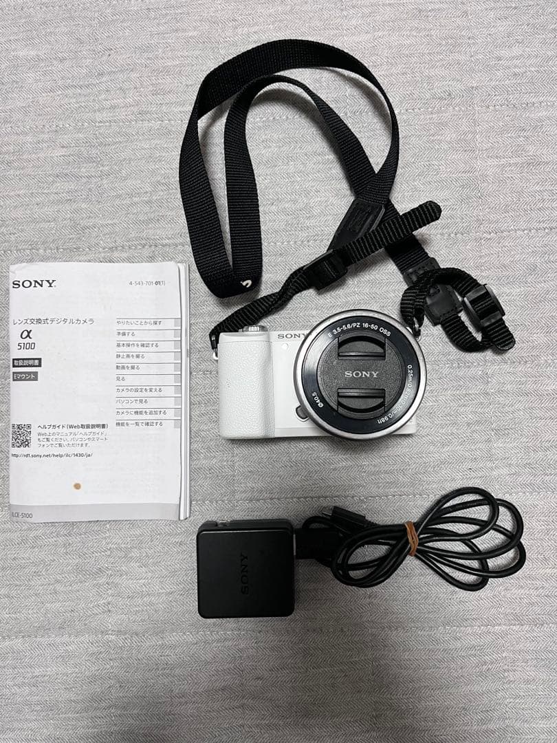 SONY α5100 ミラーレス一眼カメラ 本体とレンズセット