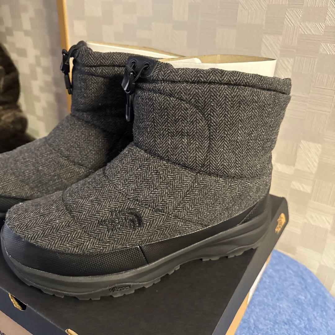 ノースフェイス　ヌプシ　ブーツ