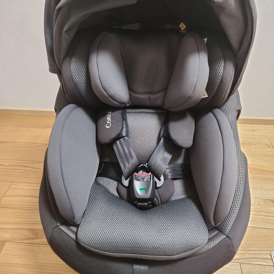 ザエス　Combi　チャイルドシート