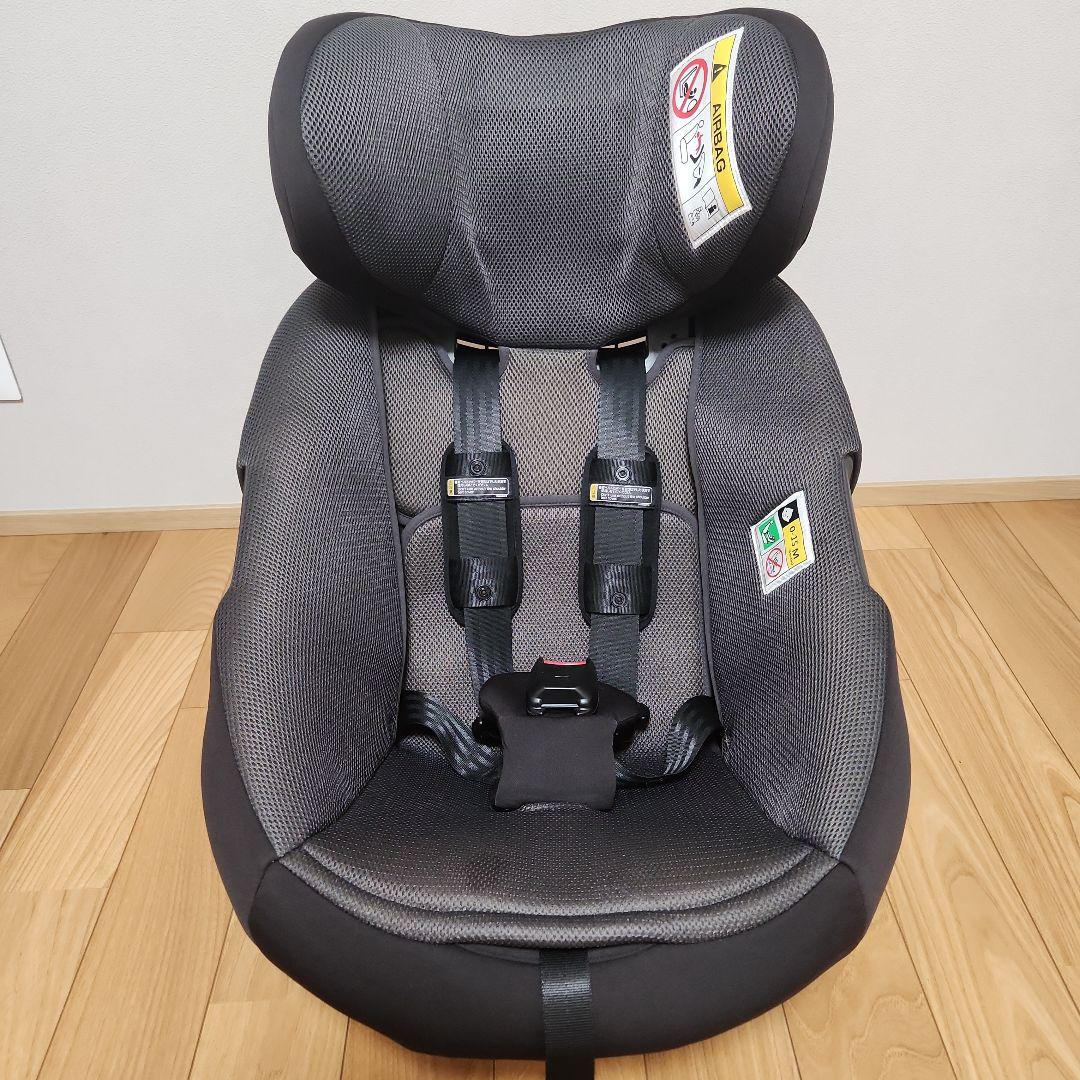 ザエス　Combi　チャイルドシート