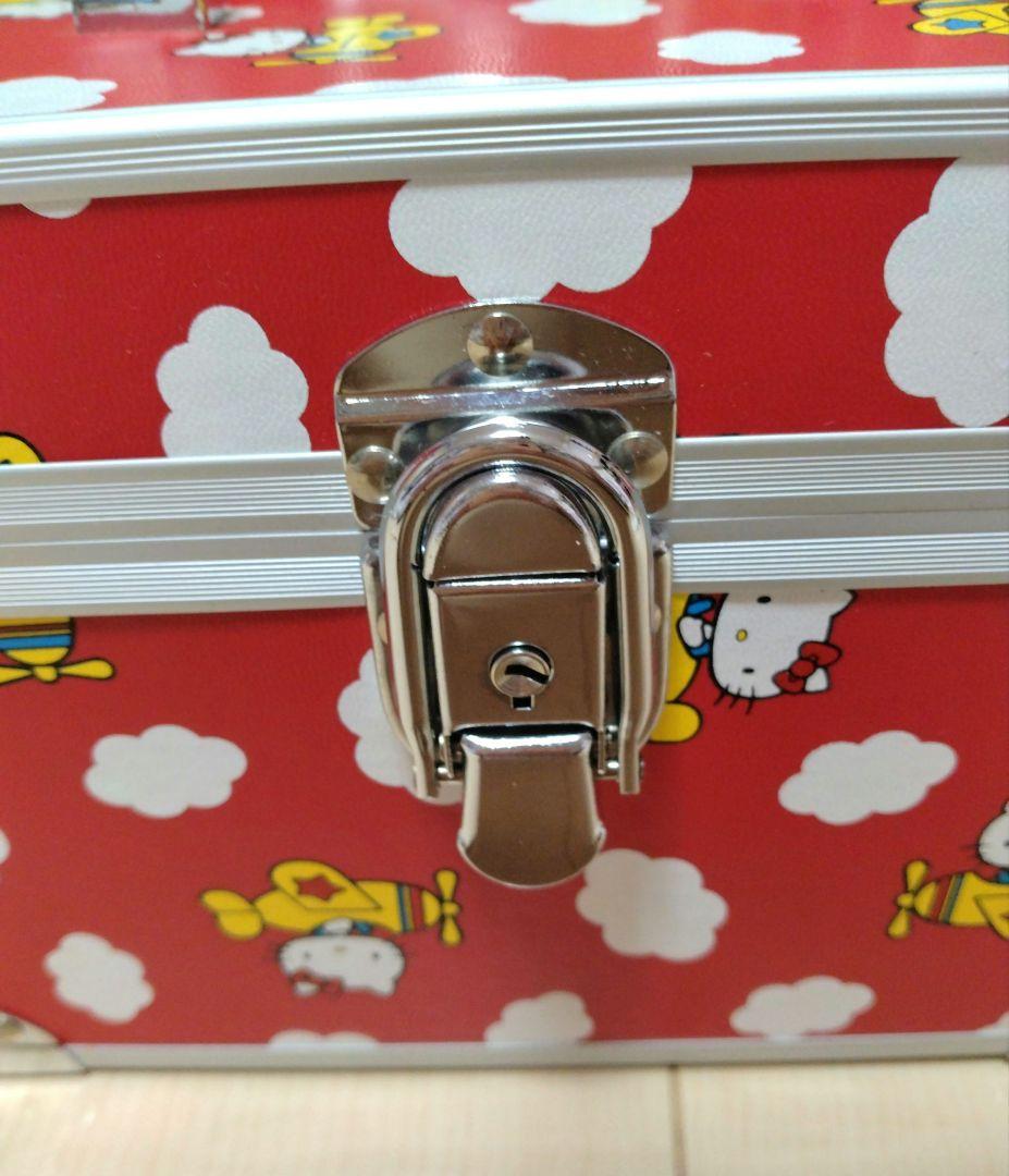 ハローキティ コスメボックス ミニドレッサー オルゴールジュエリーボックス
