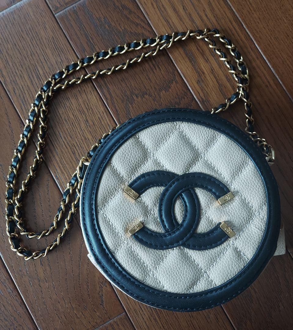 CHANELノベルティー ラウンド型ショルダーバッグ