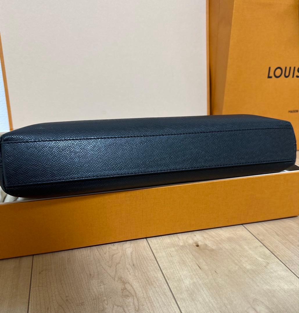 LOUIS VUITTON ルイヴィトン タイガ アントン ブリーフケース