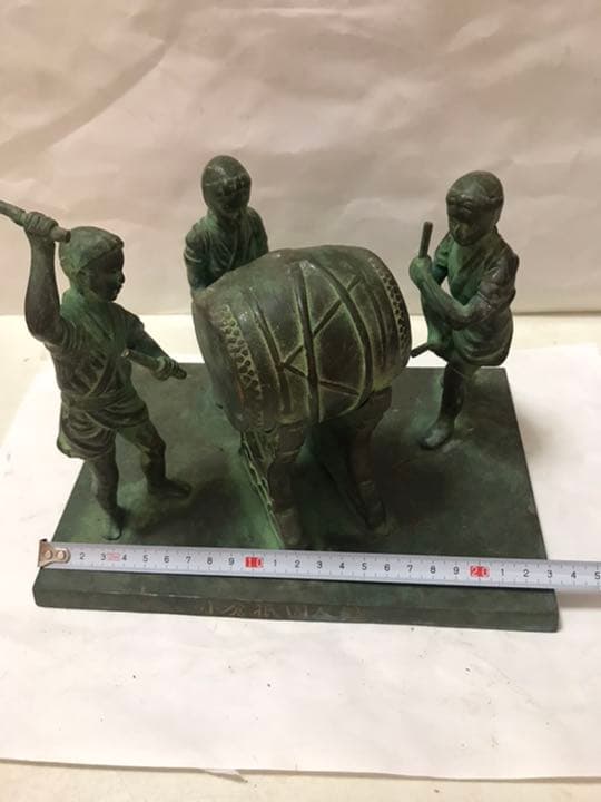 小倉紙園大鼓，真鍮製，重4500克。