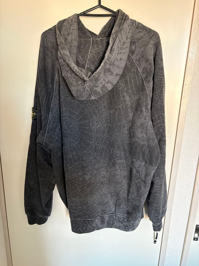 Stone  グレー フード付きパーカー