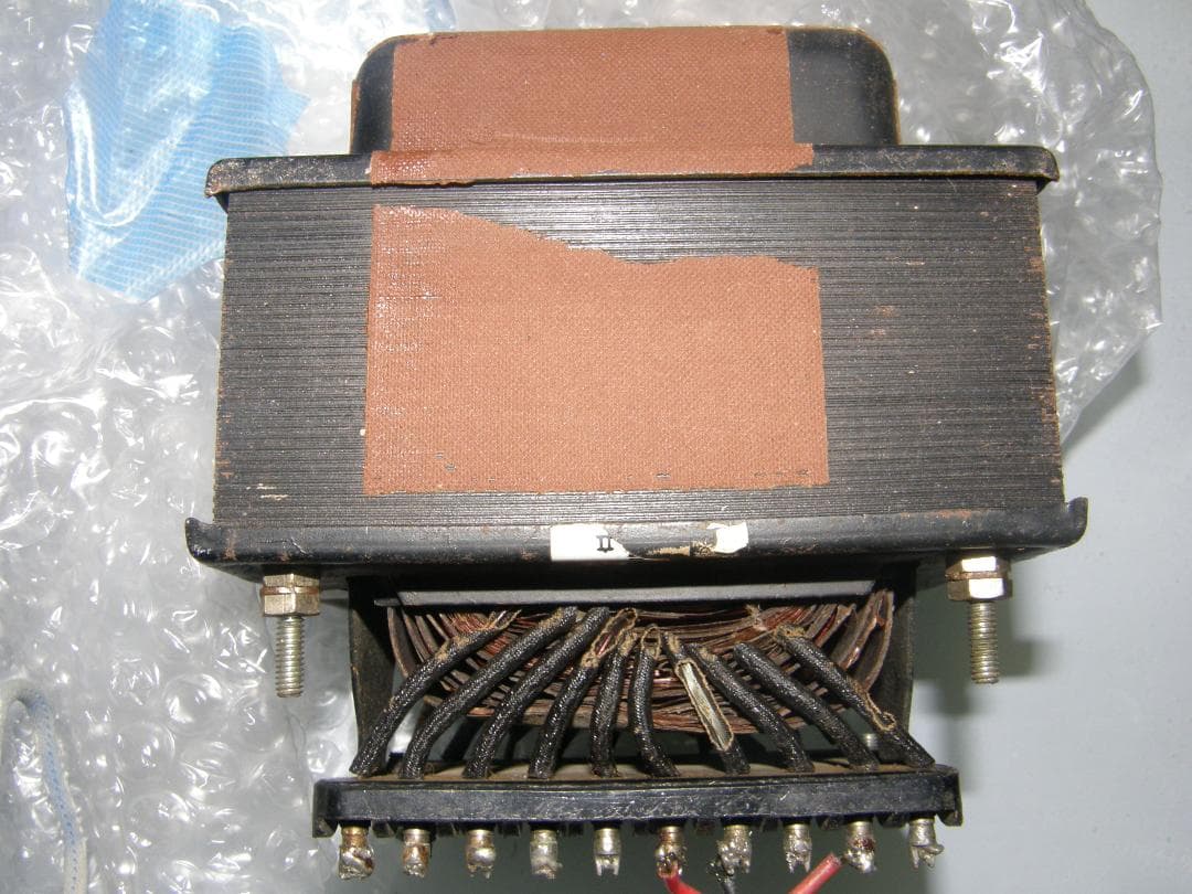 山水電源トランスPー３０B　動作品の出品です、 値下げしました！