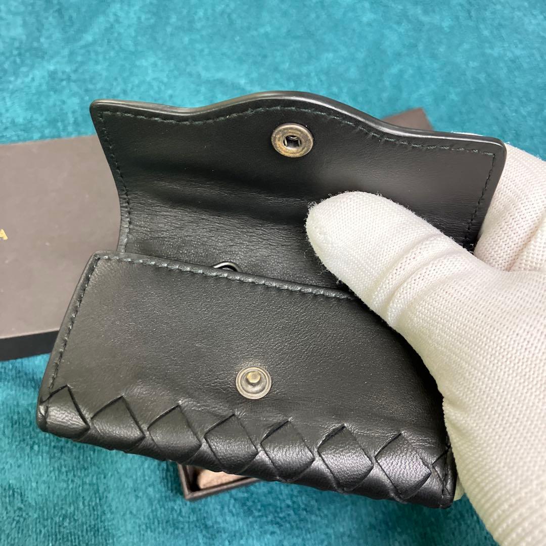 ボスBottega Veneta イントレチャートブラックレザーキーケース