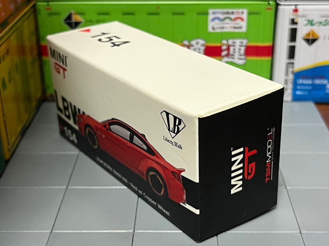 ★MINIGT LB WORK BMW M4 ホットウィール BMW M3