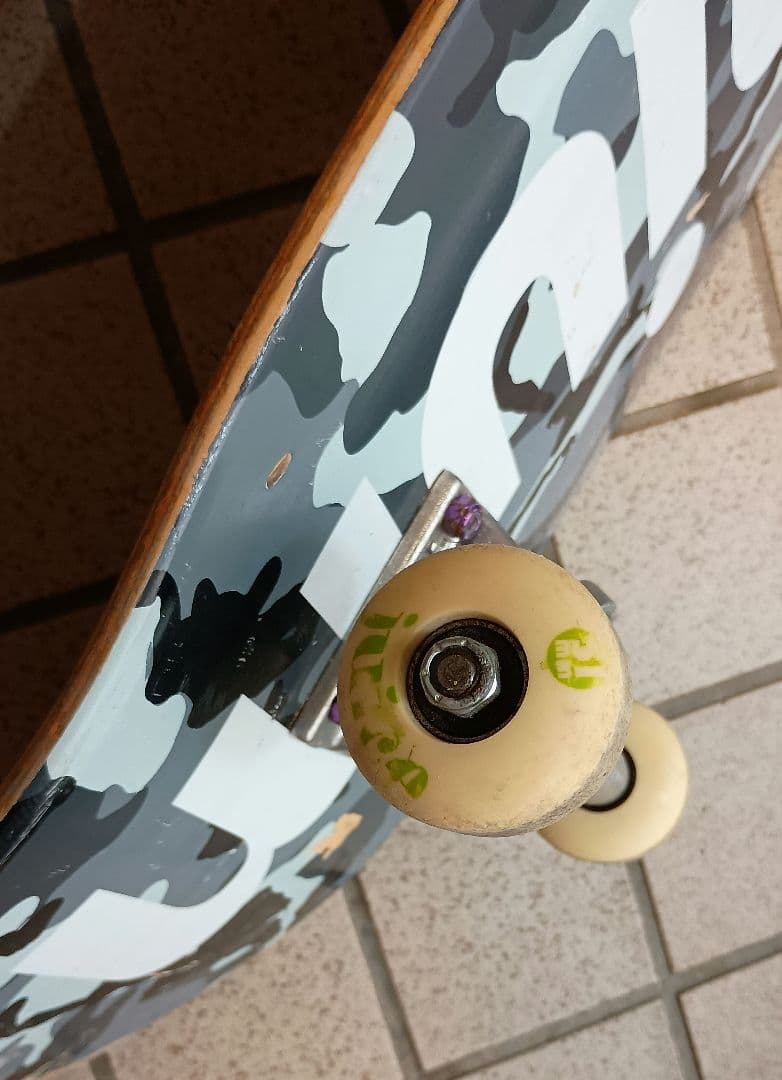 中古 プレミアム スケートボード 8.0インチ