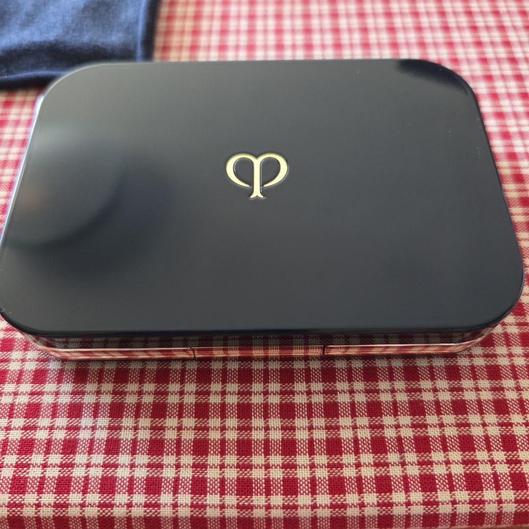 クレ・ド・ポー ボーテ タンプードルエクラⅡ