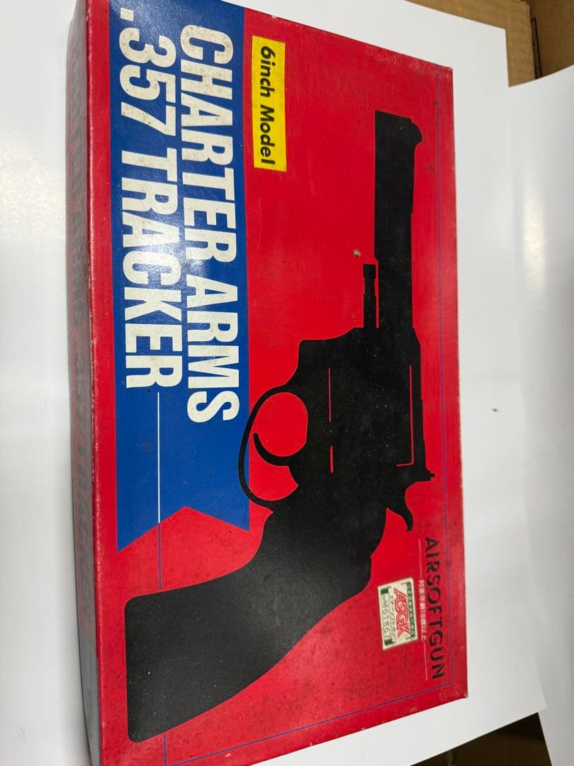 カナマル社　CHARTER ARMS 357 TRACKER
