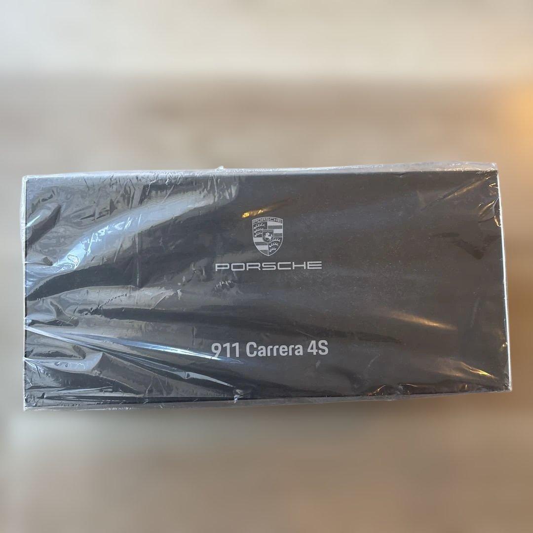 ミニチャンプス ポルシェ911 992.1 カレラ4S 1/18 新品