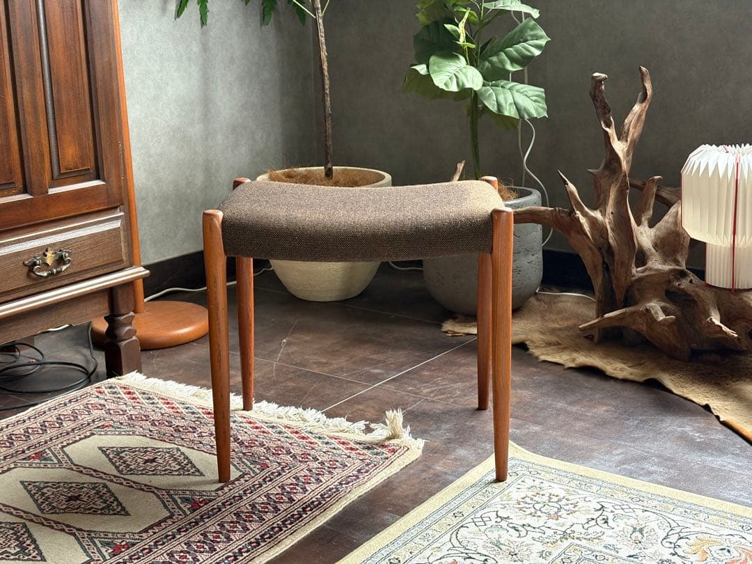 J.L.モラー　J.L. Moller　スツール　チーク材　ビンテージ　nZ