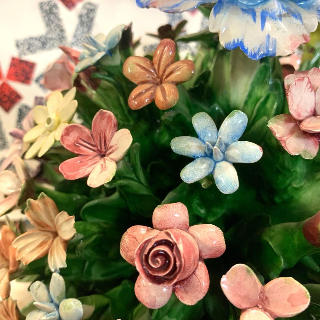 【美品】カポディモンテ　CAPODIMONTE カラフル　陶花　花の置物