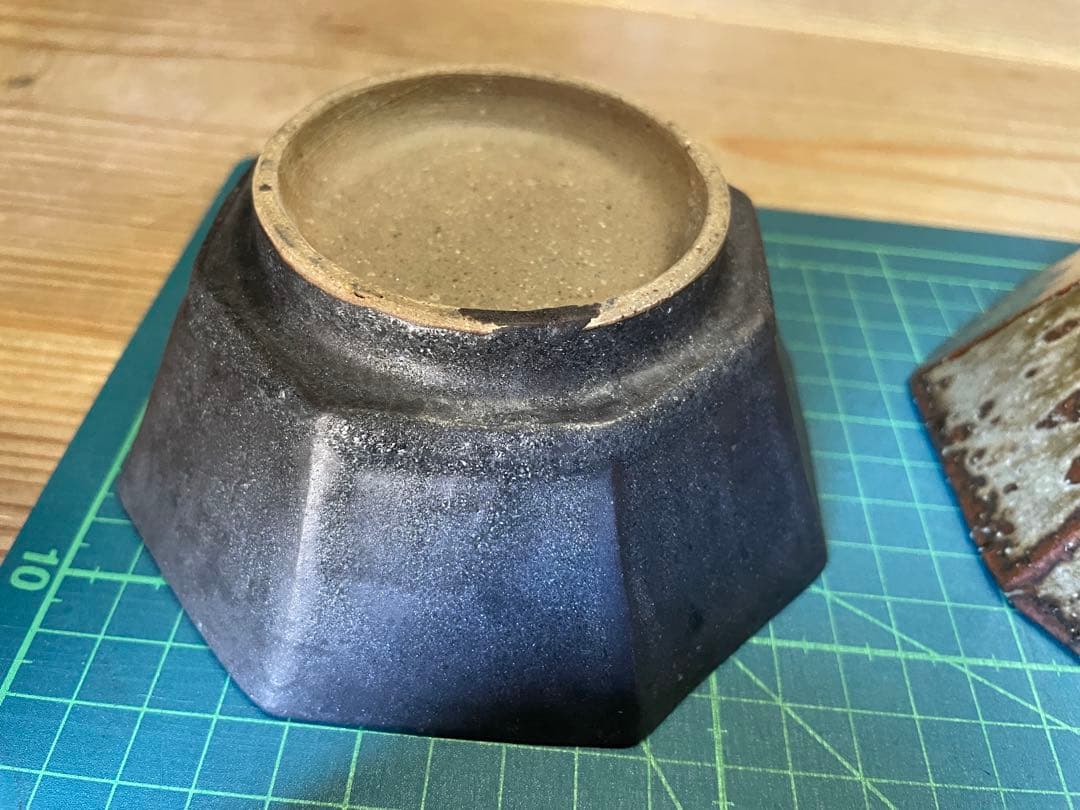 s*a様 宮城陶器　宮城正幸　八角鉢　四つ【m1402 沖縄　やみむん　骨董　民