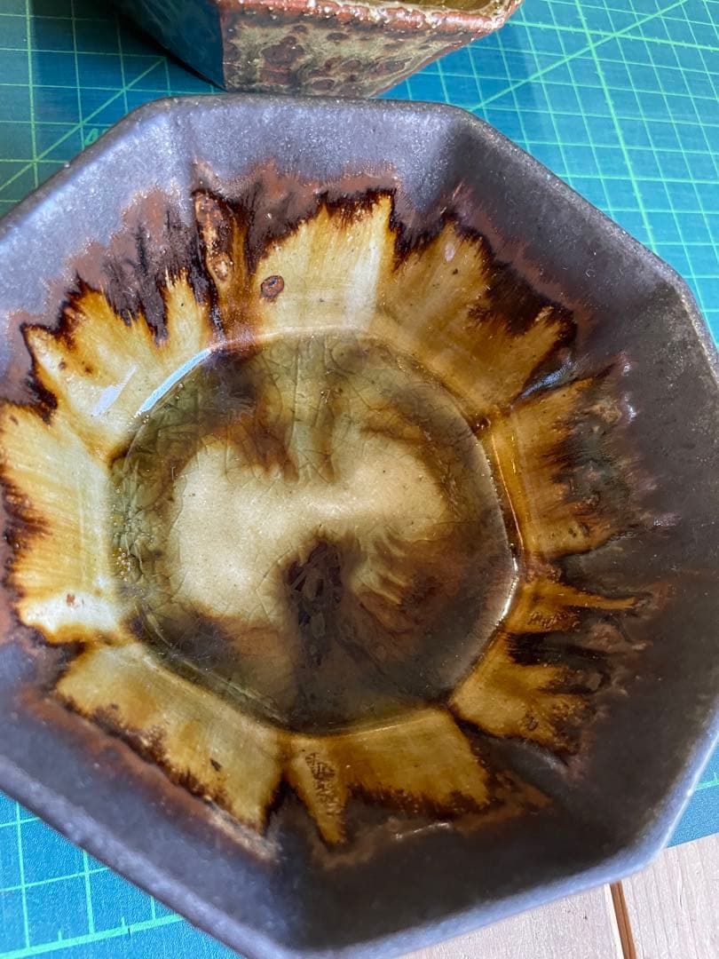 s*a様 宮城陶器　宮城正幸　八角鉢　四つ【m1402 沖縄　やみむん　骨董　民