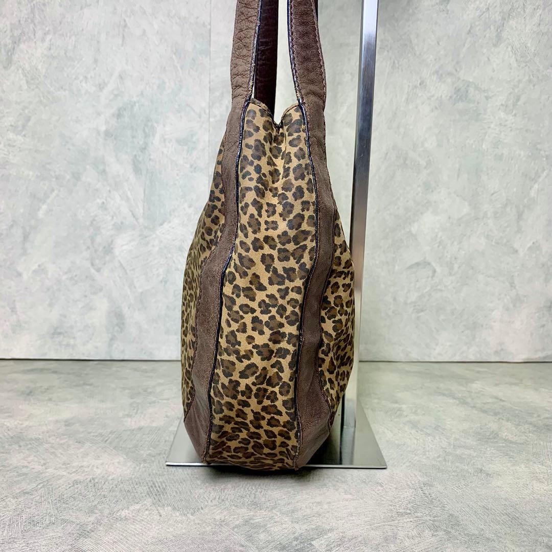 ボッテガヴェネタ　ヒョウ柄　ショルダーバッグ