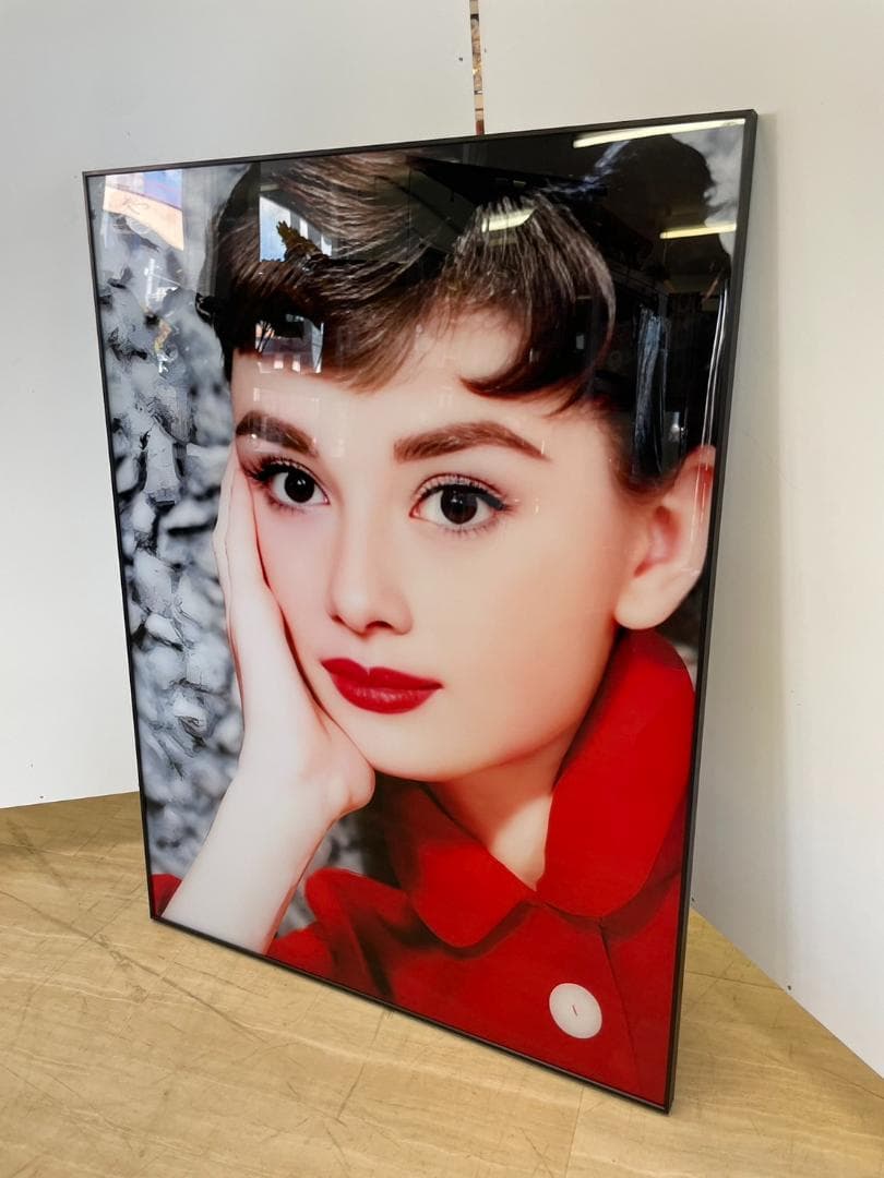 アートパネル　オードリーヘップバーン　ガラス絵画　アート　絵画　ポスター　壁掛け