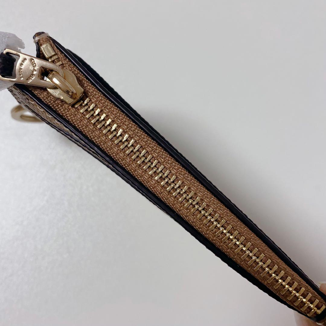 【新品未使用】COACHコーチ★ミニスキニーIDカードケース★アイボリー